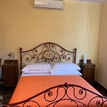 בית הארחה Delle Rose 4*