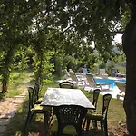 Delle Rose בית הארחה