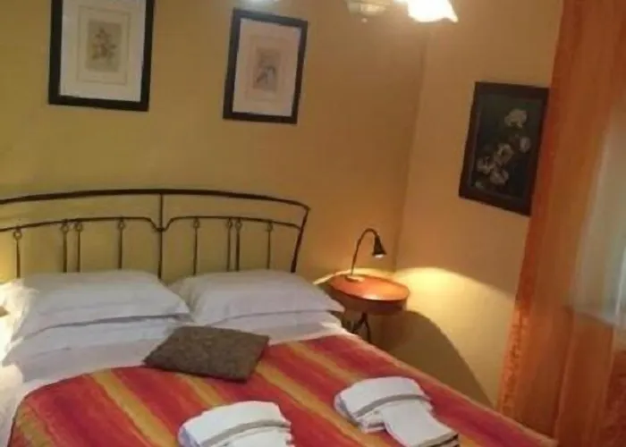 بيت ضيافة Delle Rose 4*