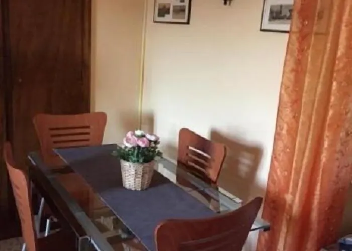 Delle Rose بيت ضيافة 4*